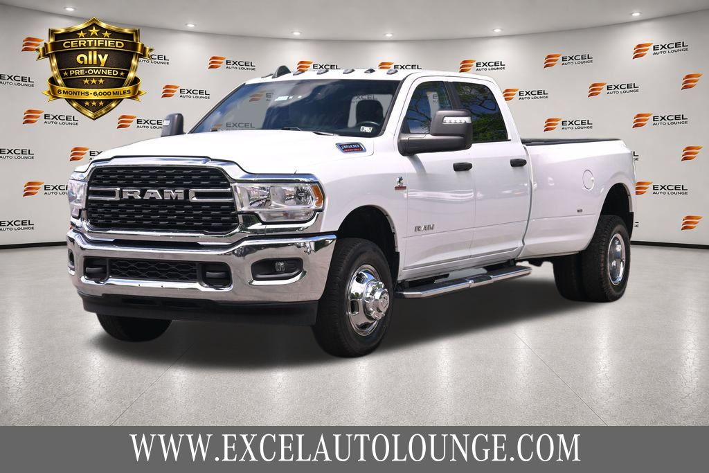 Bright White Clearcoat 2024 RAM 3500 Pickup Truck Four-Wheel Drive 6-Speed Automatic