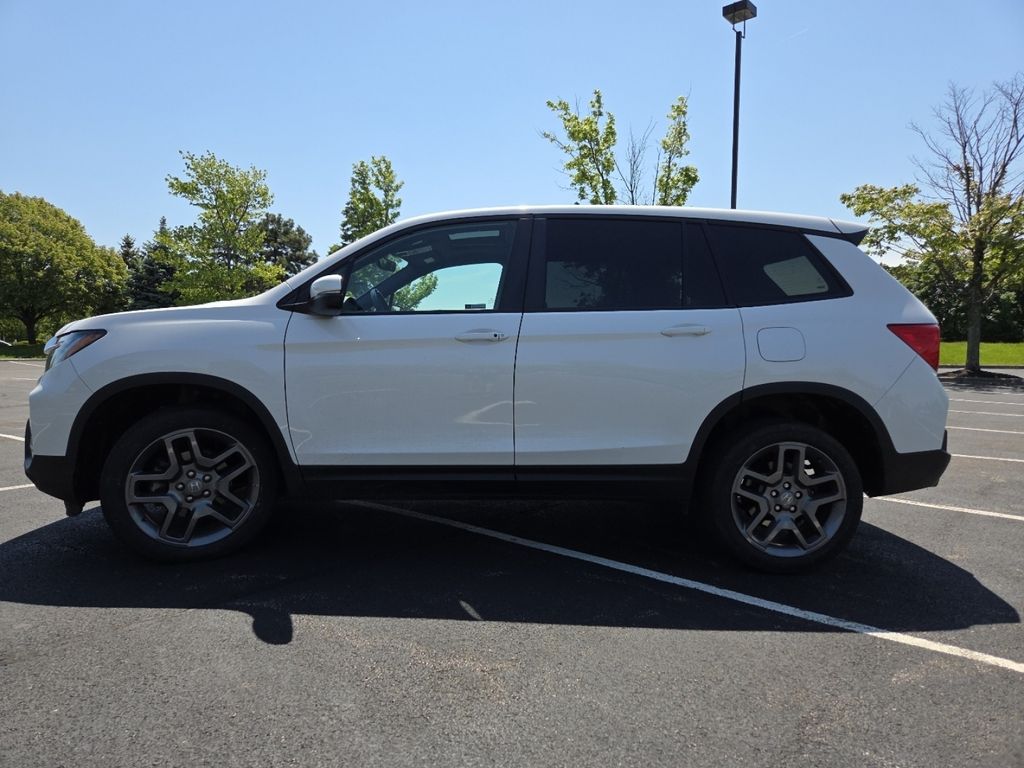 Certified Used 2023 White Honda EX-L image 20