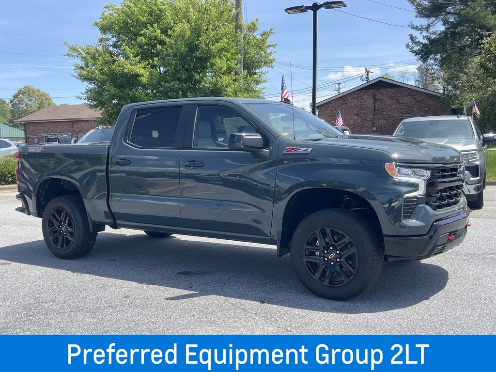 2025 Chevrolet Silverado 1500 LT Trail Boss photo