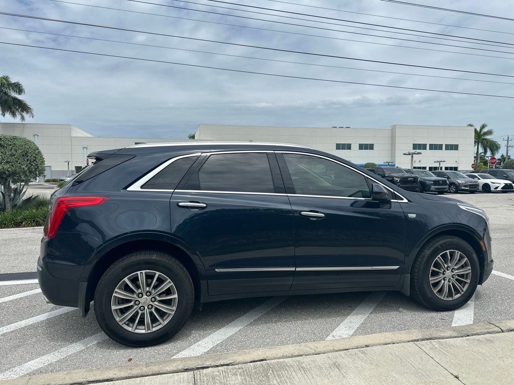 Used 2017 Dark Adriatic Blue Metallic Cadillac Luxury image 5