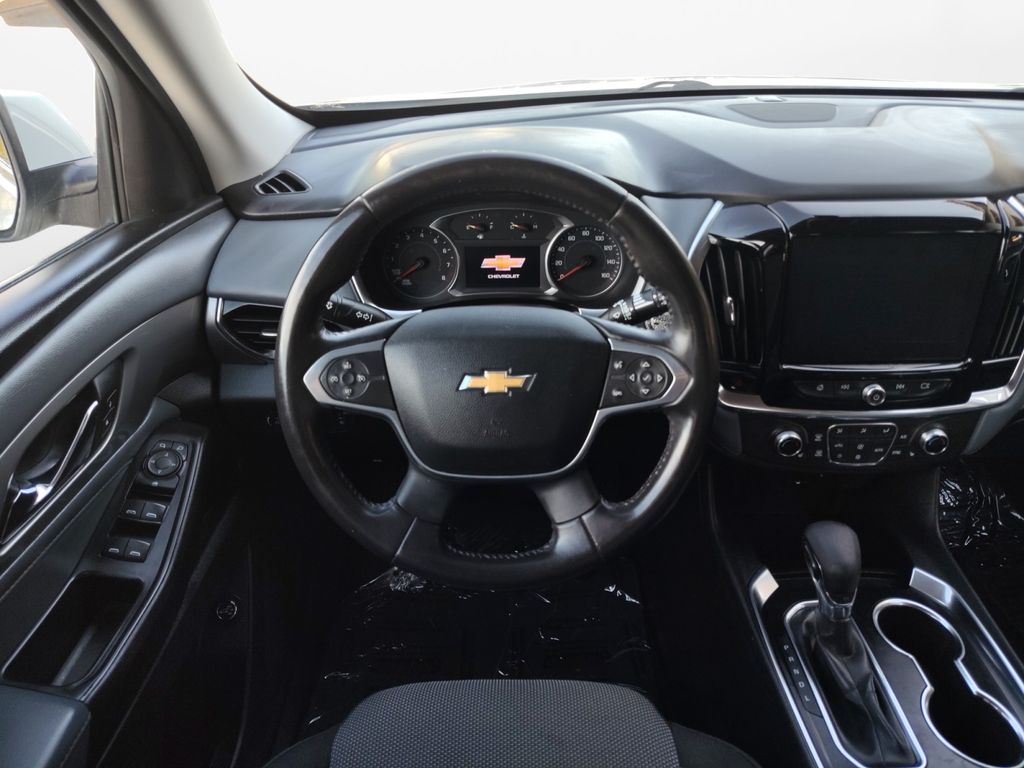 Used Car 2021 Chevrolet Traverse  Lt For Sale Under $20,000 In Austin, Texas