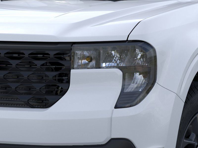 New 2025 White Ford XLT image 19