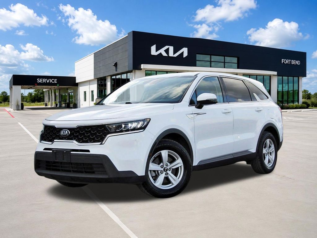 2021 Kia Sorento LX AT's photo