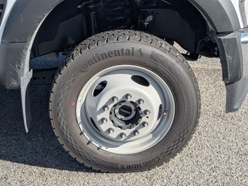 2025 Ford F-550 Chassis XL