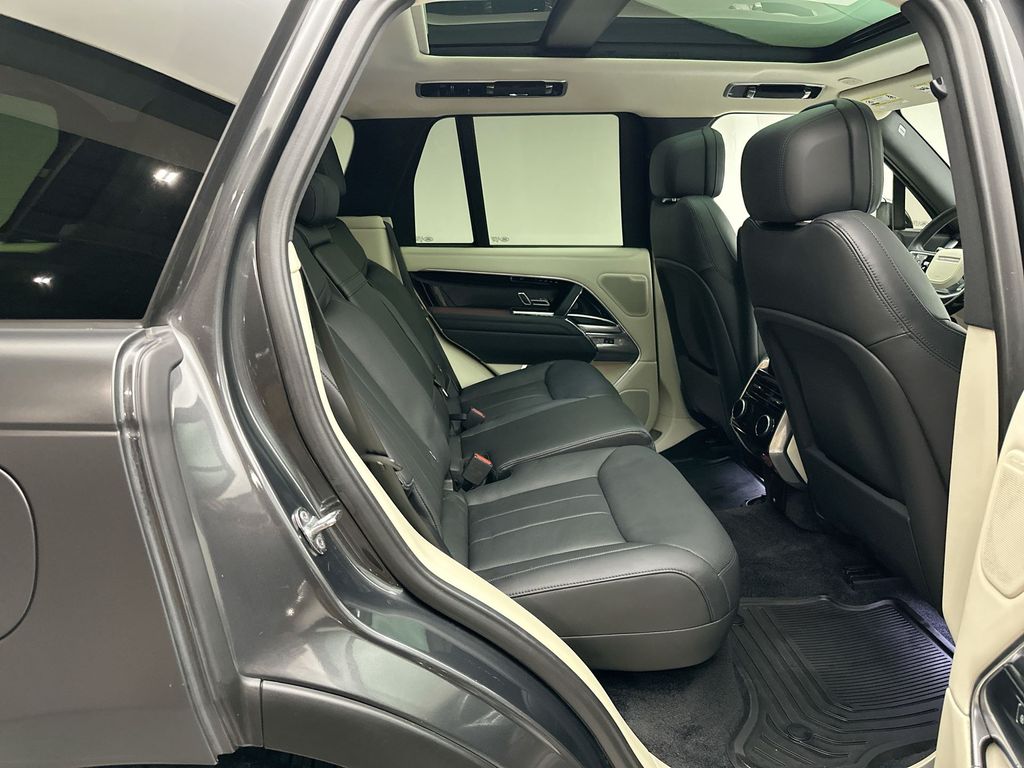 Thumbnail: 2024 Land Rover Range Rover - 19
