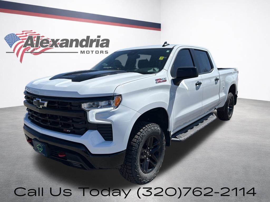 Summit White 2024 Chevrolet Silverado 1500 Pickup Truck Four-Wheel Drive 8-Speed Automatic