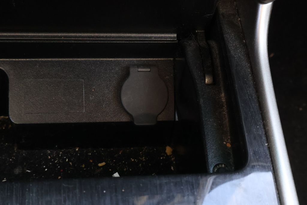 Thumbnail: 2013 Nissan Altima - 21