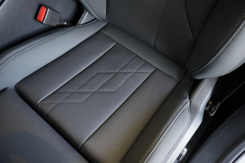 Thumbnail: 2026 BMW X3 - 11