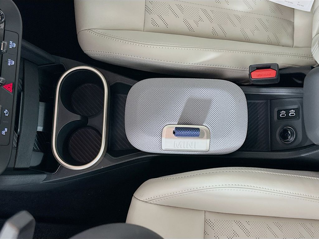Thumbnail: 2025 MINI Cooper Convertible - 15