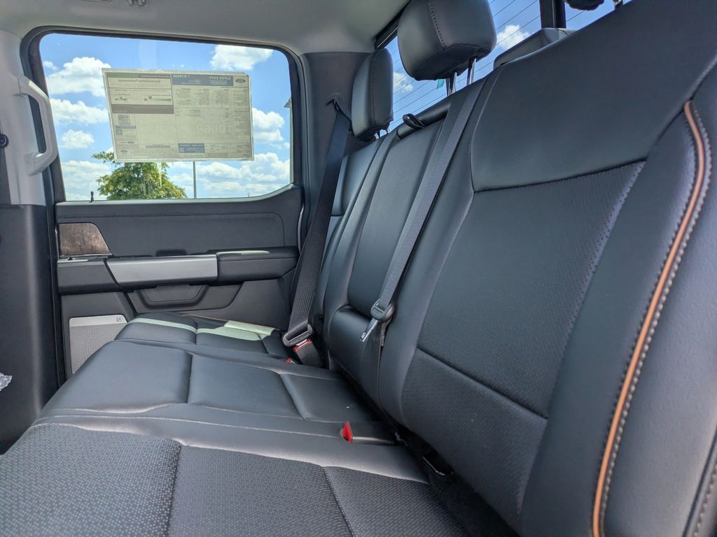 2026 Ford F-350 Super Duty LARIAT