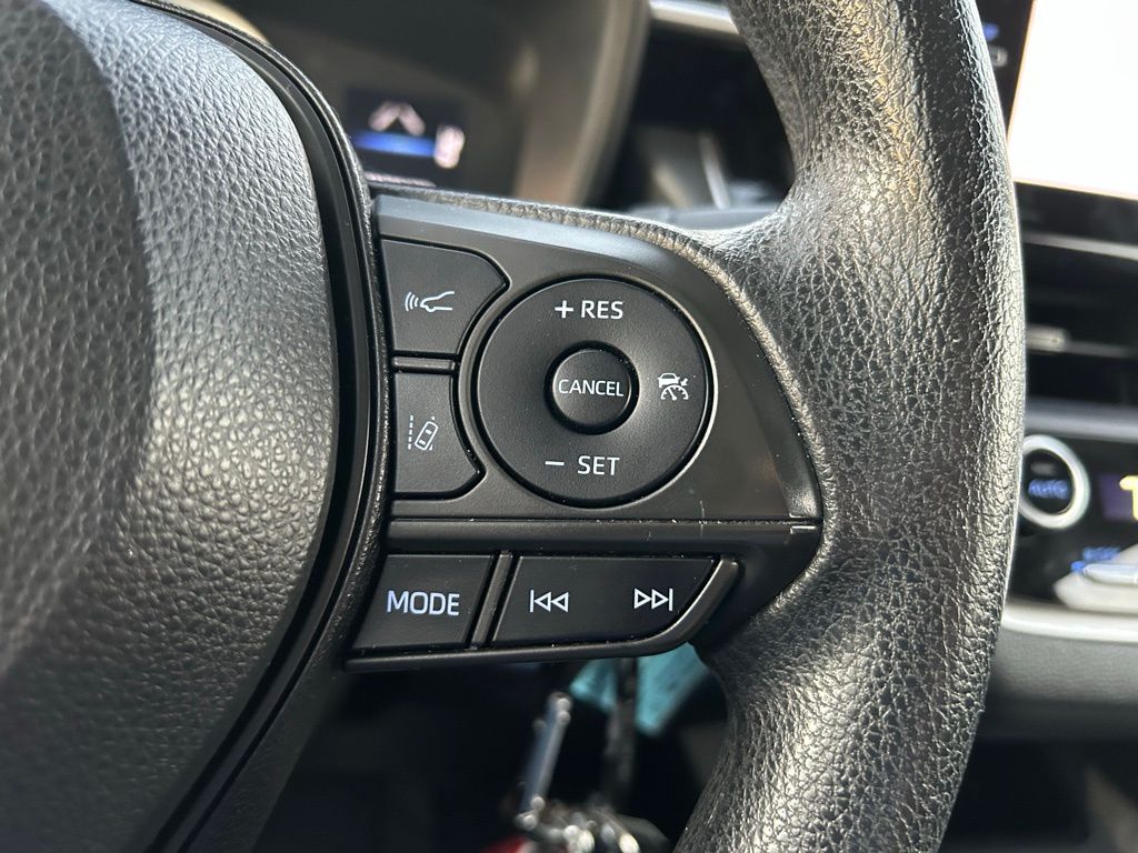 Thumbnail: 2021 Toyota Corolla - 18