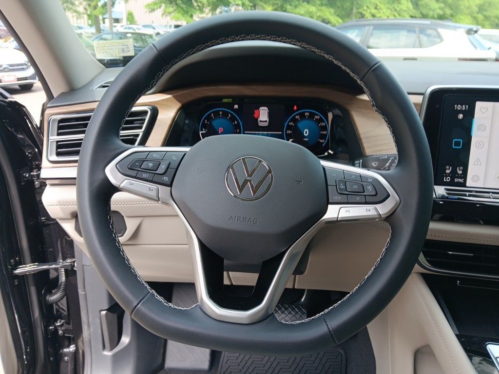 2024 Volkswagen Atlas 2.0T SE w/Technology 14