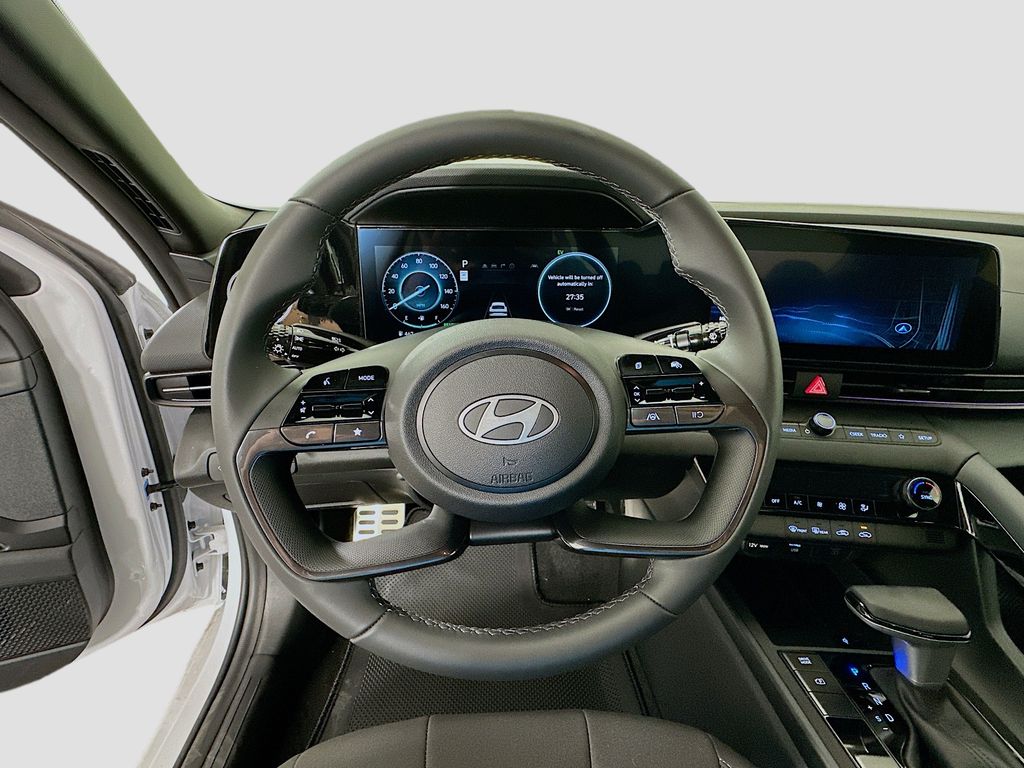 Thumbnail: 2025 Hyundai Elantra - 10