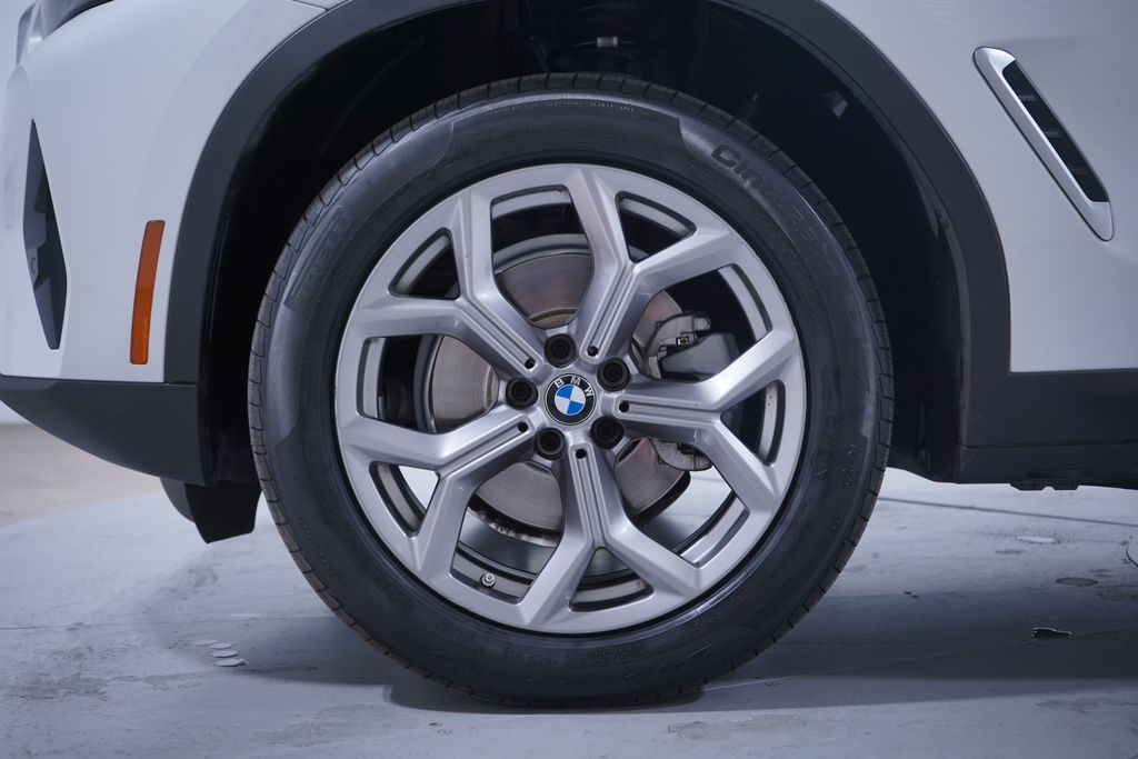 Thumbnail: 2022 BMW X3 - 2