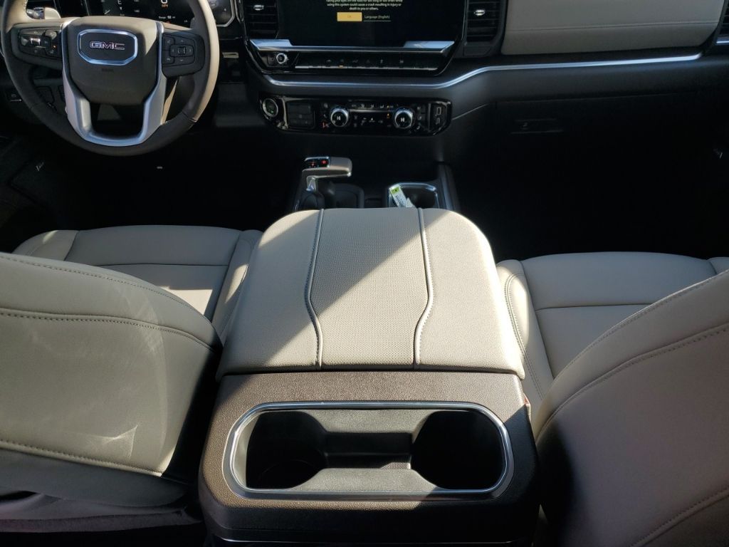 New 2026 White GMC SLT image 43