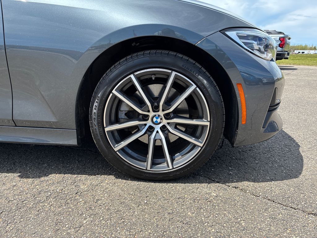 2022 BMW 3 Series 330i xDrive - 8