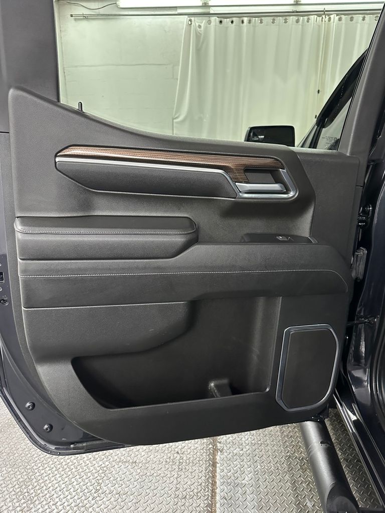 used 2023 Chevrolet Silverado 1500 car, priced at $31,985