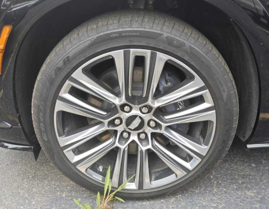 2026 Stellar Black Metallic Cadillac VISTIQ Platinum AWD SUV