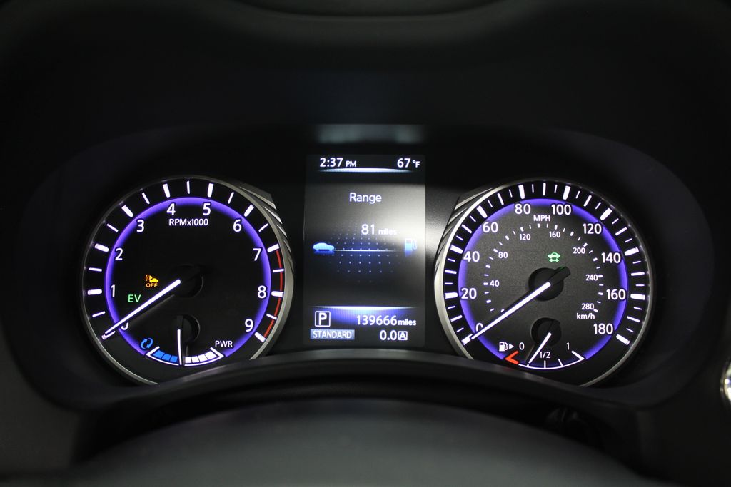 Thumbnail: 2014 INFINITI Q50 - 19