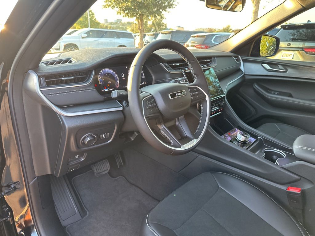 New Car 2025 Jeep Grand Cherokee  For Sale Under $50,000 In Austin, Texas