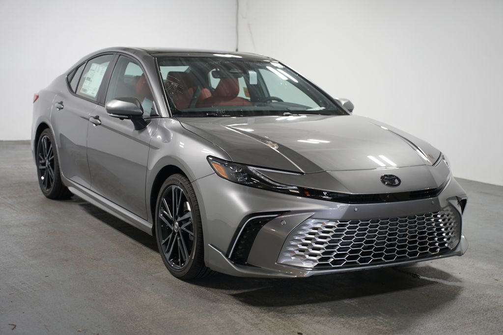 Thumbnail: 2025 Toyota Camry - 3