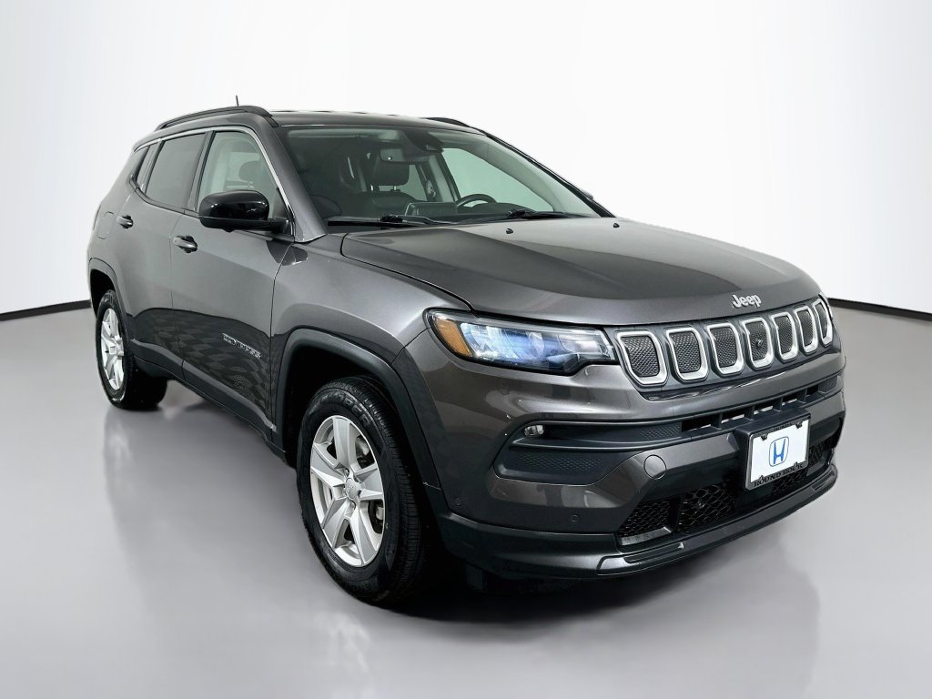 Thumbnail: 2022 Jeep Compass - 3