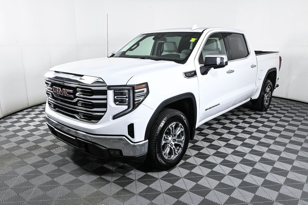 2024 GMC Sierra 1500 SLT 3