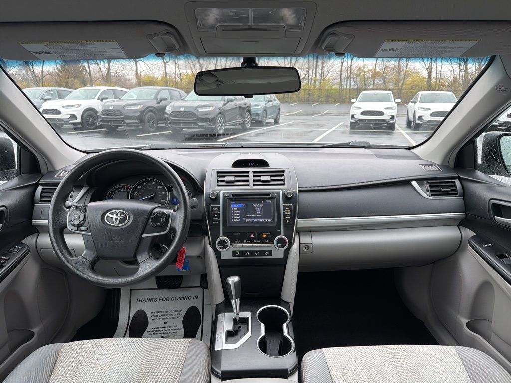 Thumbnail: 2014 Toyota Camry - 11