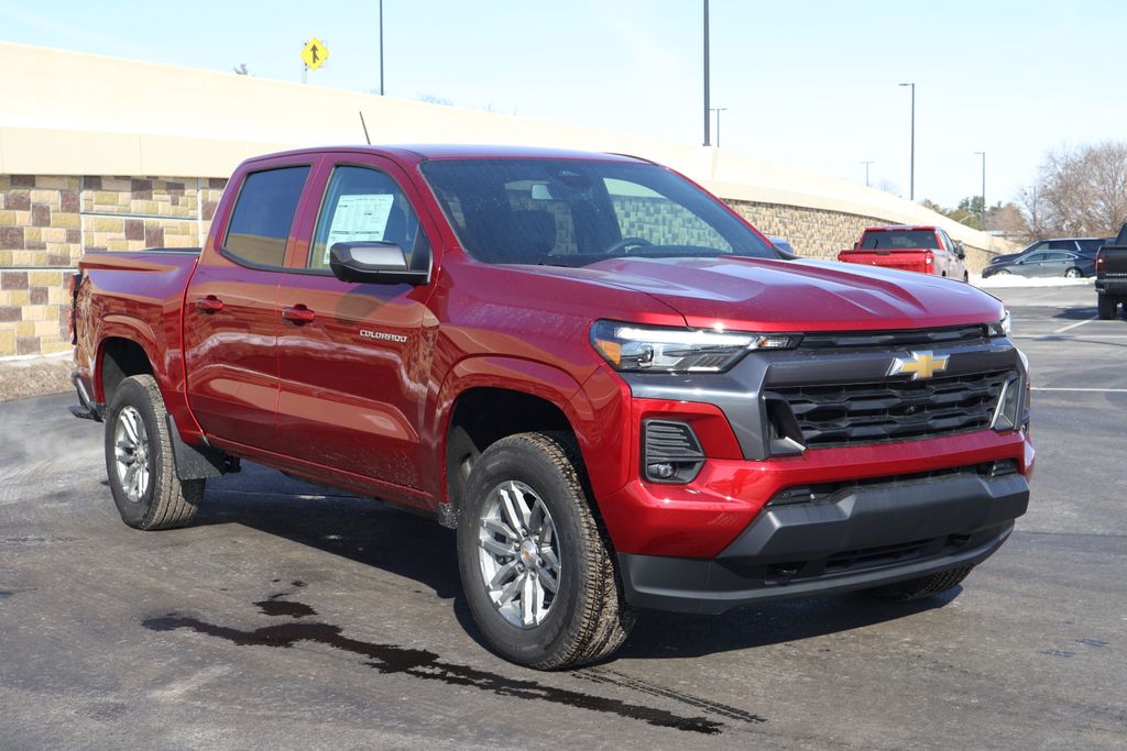 Thumbnail: 2026 Chevrolet Colorado - 10