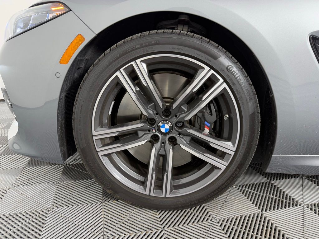 2024 BMW 8 Series 840i 9