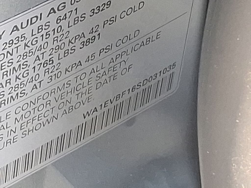 2025 Audi Q8  21