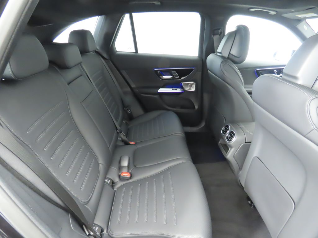 Thumbnail: 2026 Mercedes-Benz GLC - 24