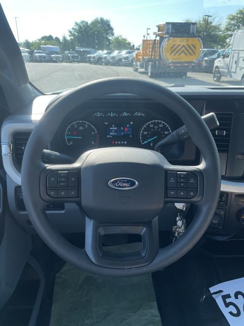 2025 Ford F-550 Chassis XL