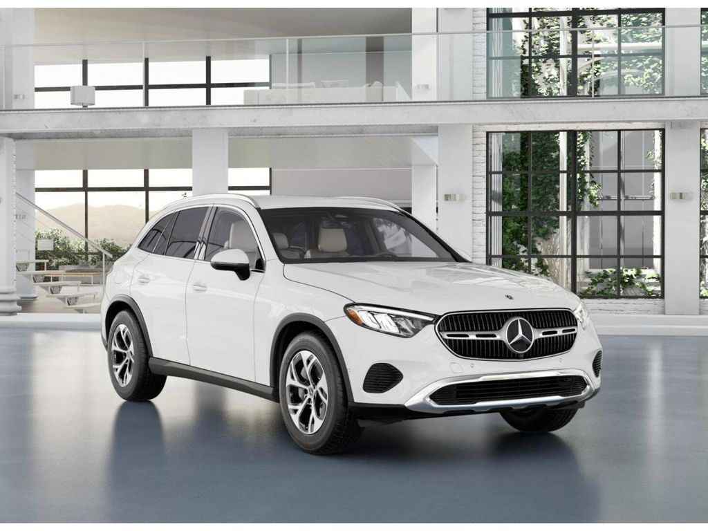 2025 Mercedes-Benz GLC GLC 350 E Hybrid 10