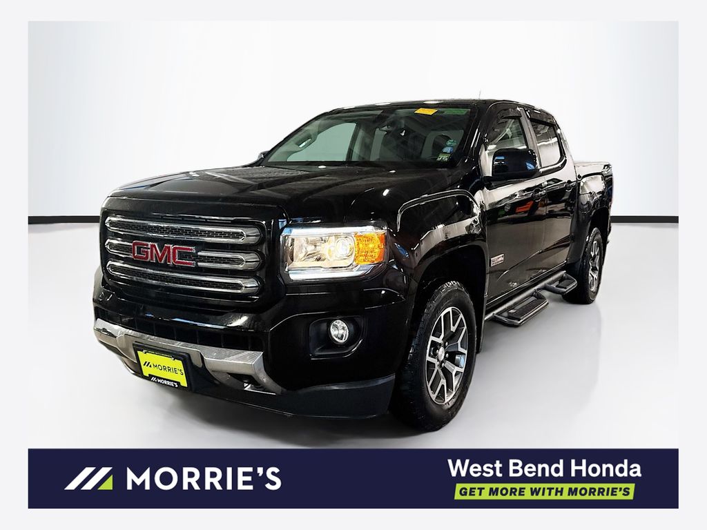 Onyx Black 2017 GMC Canyon SLE Crew Cab 4WD Pickup Truck Four-Wheel Drive 8-Speed Automatic