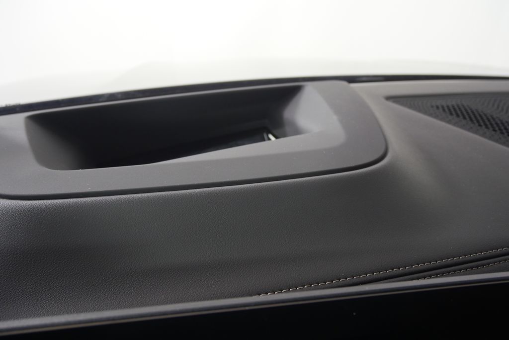 Thumbnail: 2026 BMW X5 - 23