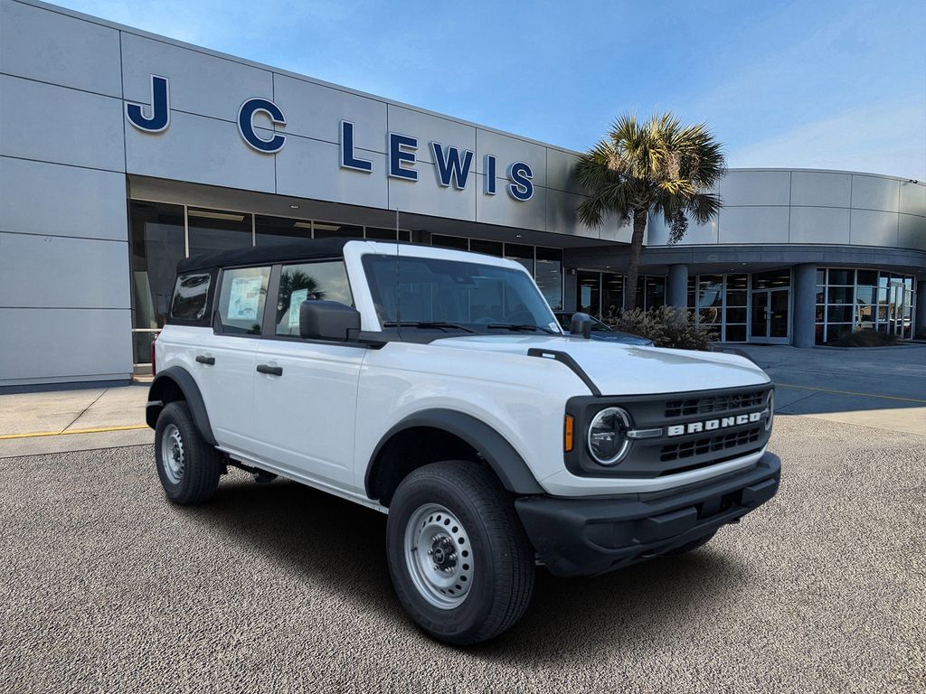 2025 Ford Bronco 