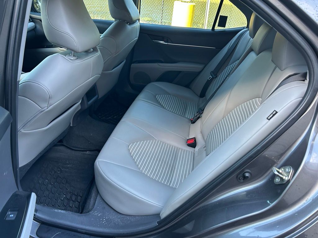 Thumbnail: 2020 Toyota Camry - 13