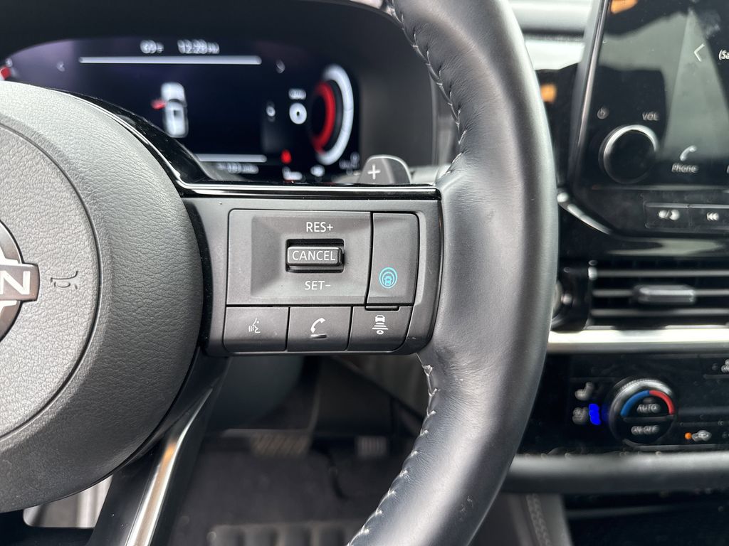 2024 Nissan Pathfinder Platinum Black at Central Houston Nissan