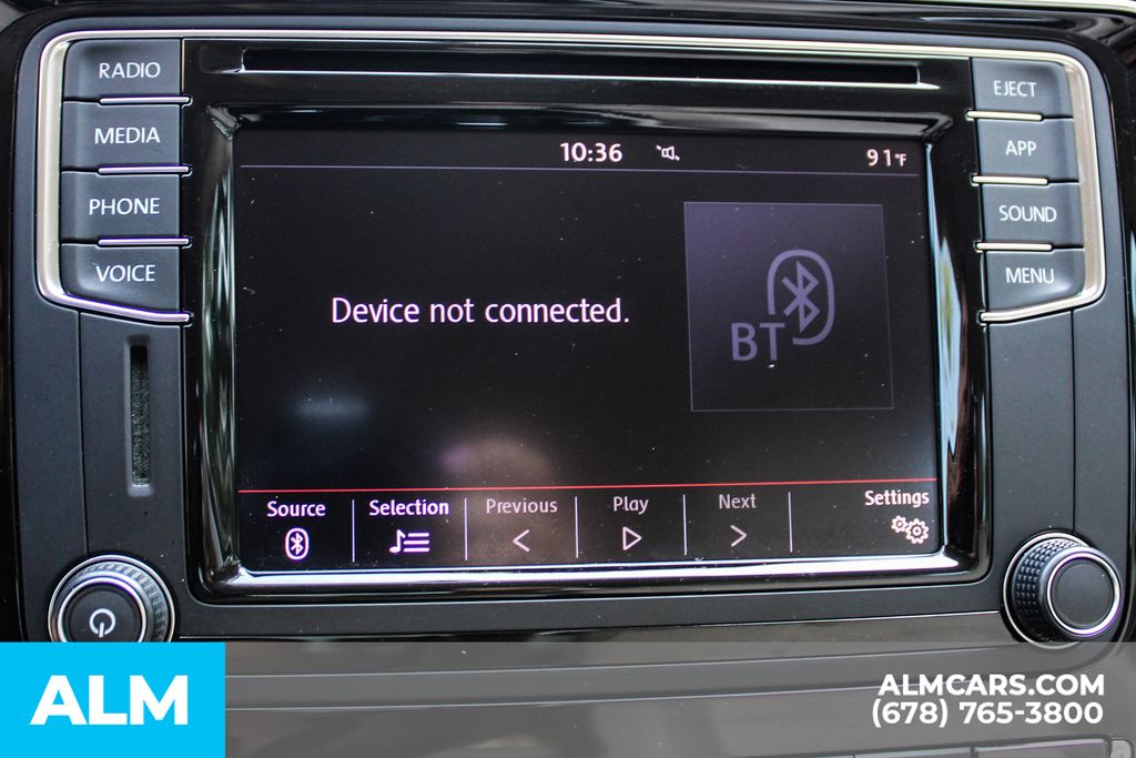 Used 2018 White Volkswagen 2.0T R-Line image 33