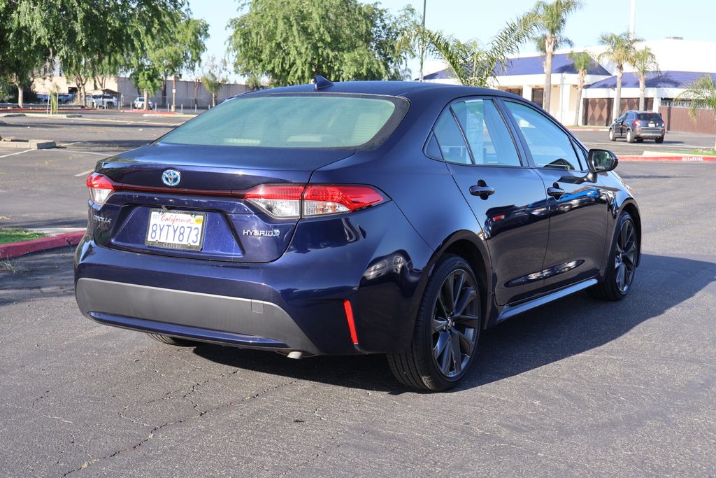 2022 Toyota Corolla LE 5