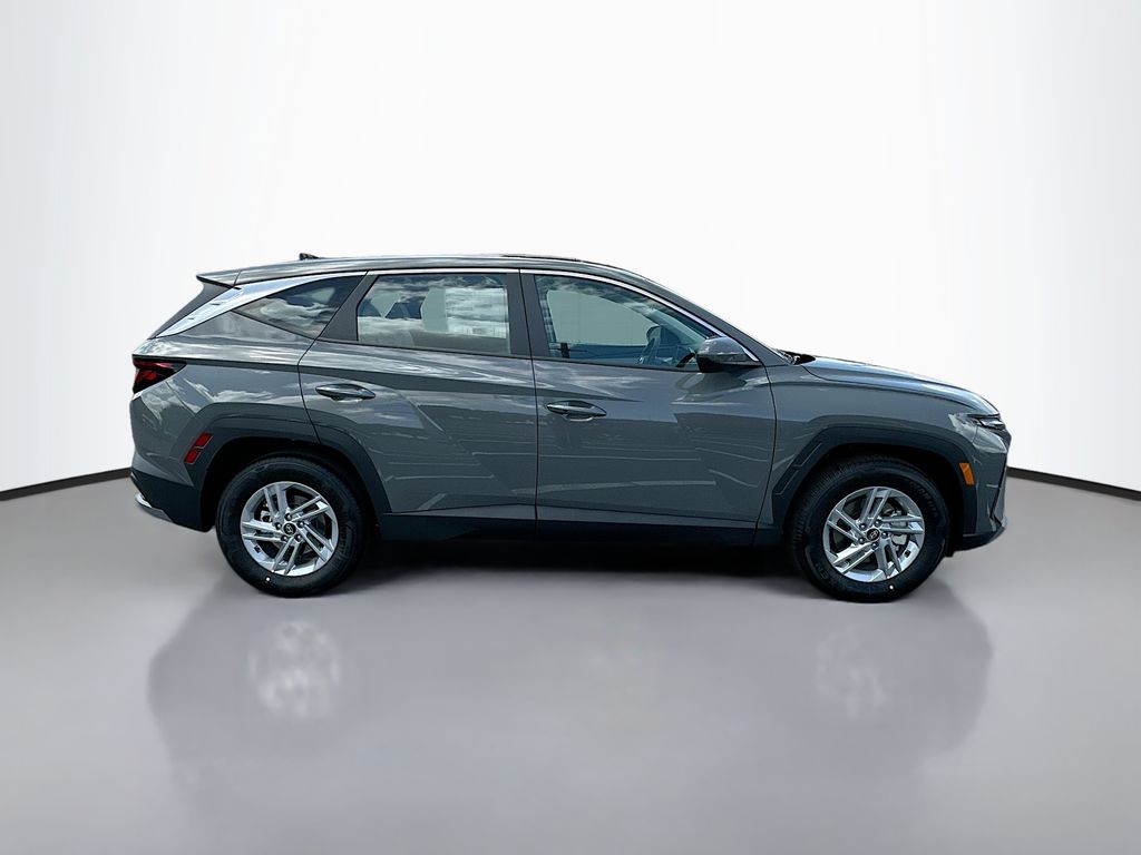 Thumbnail: 2025 Hyundai Tucson - 4