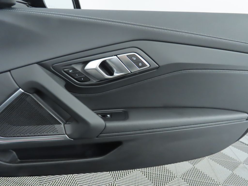 Thumbnail: 2023 BMW Z4 - 31