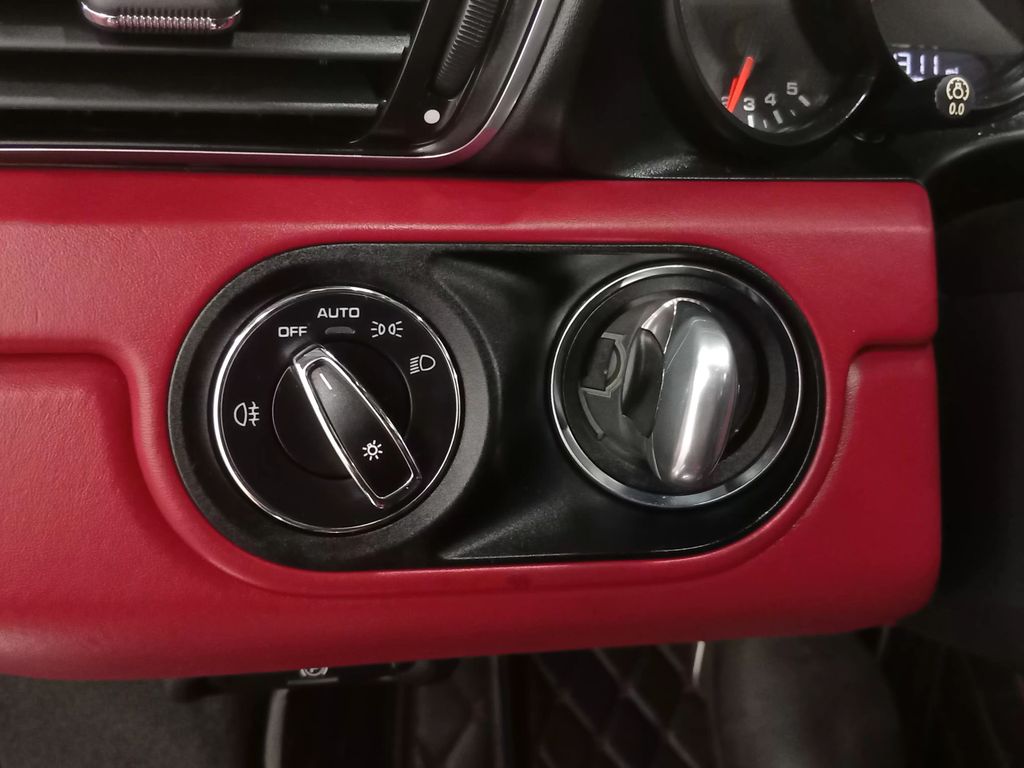 2017 Porsche 911 Carrera 4S