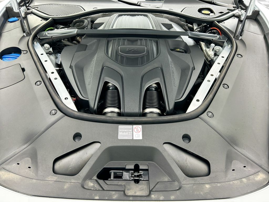 Thumbnail: 2026 Porsche Panamera - 30