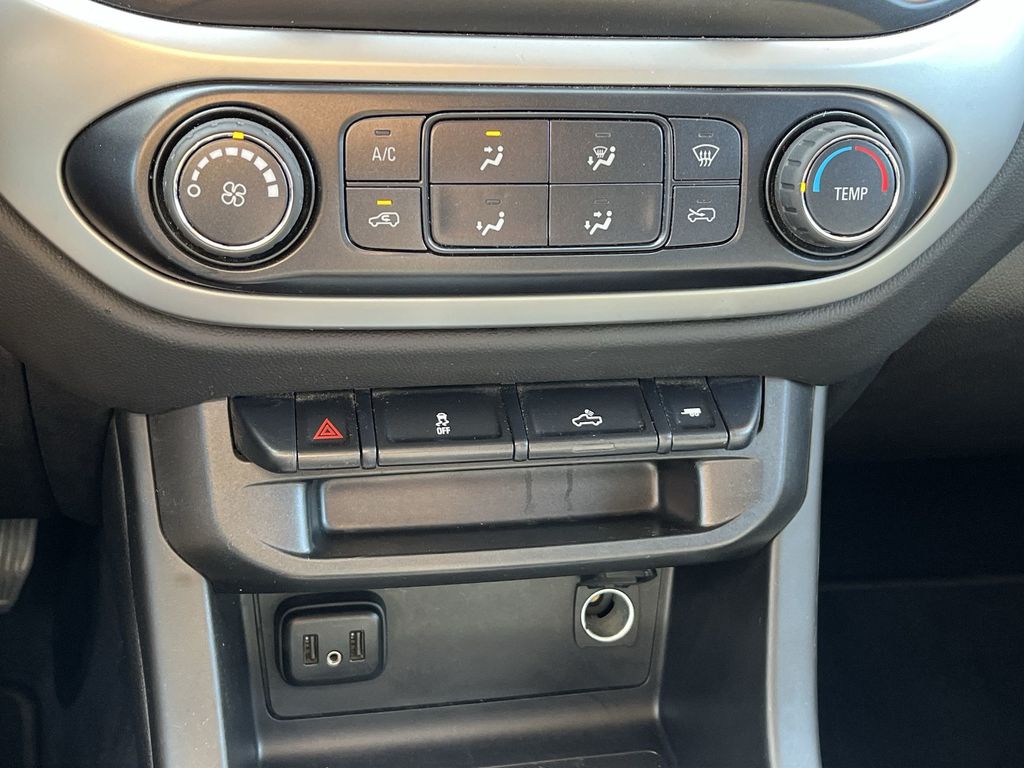 2020 Chevrolet Colorado LT photo