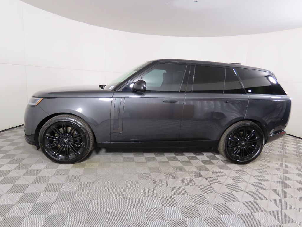 Thumbnail: 2025 Land Rover Range Rover - 8