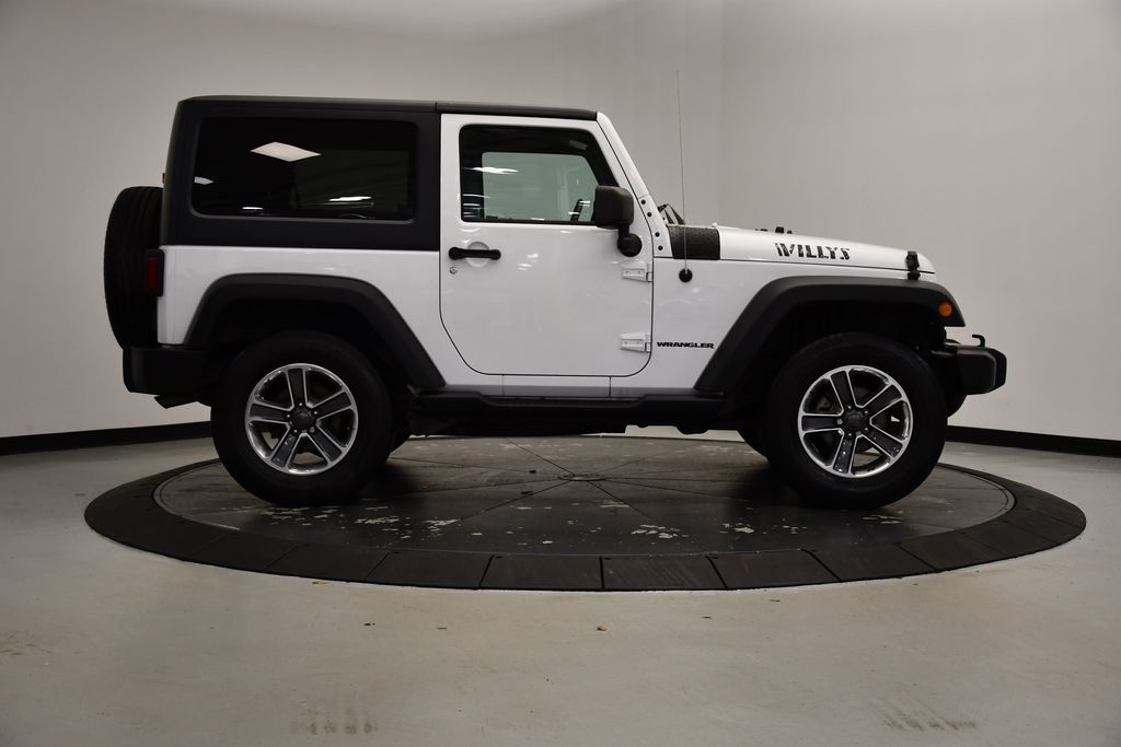 2017 Jeep Wrangler Willys Wheeler 6