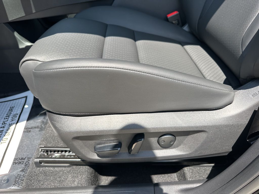 2025 Super Black Nissan Rogue SV FWD SUV