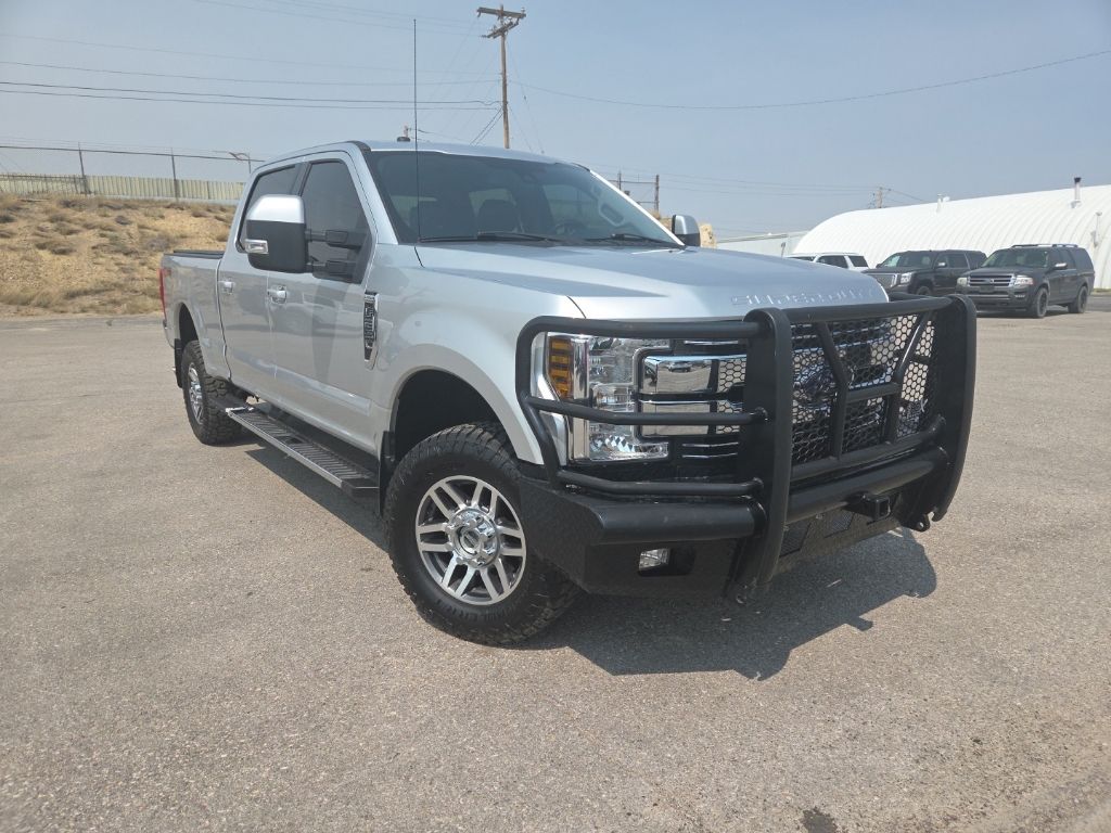 2018 Ford F-250 Super Duty Lariat Crew Cab 4WD